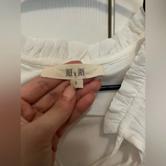 White ruffle dress - Picture 2 of 3